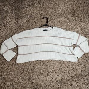 Moon & Madison Cropped Knit  Pullover Sweater Size XS White Beige Oversize